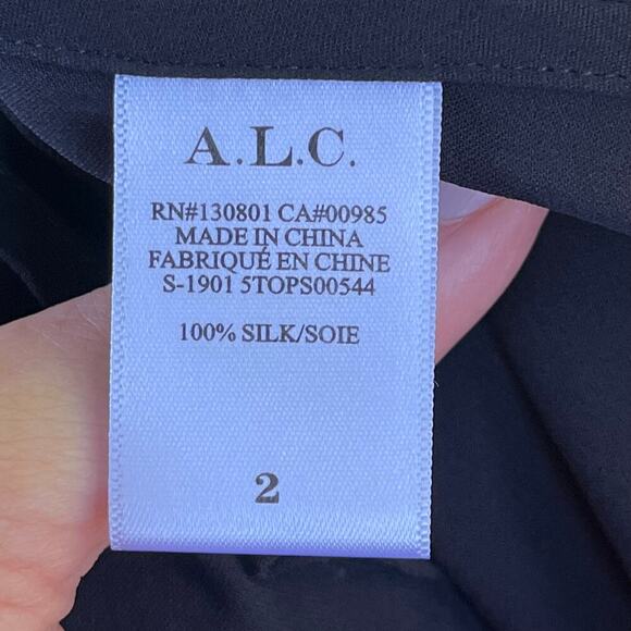 A.L.C Women's Black 100% Silk Moran Keyhole Blouse Size 2 - Picture 9 of 10